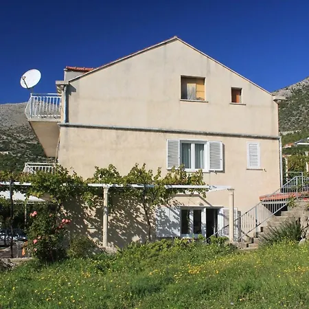 Апартаменты With A Parking Space Brsecine, Dubrovnik - 8549 *